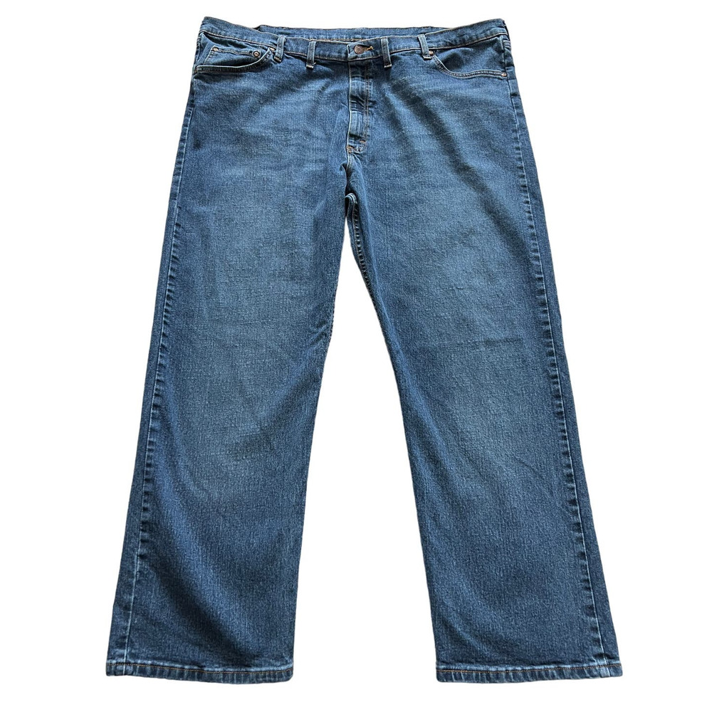 Wrangler Mens 46x30 Relaxed Fit Jeans Medium Wash Denim Stretch